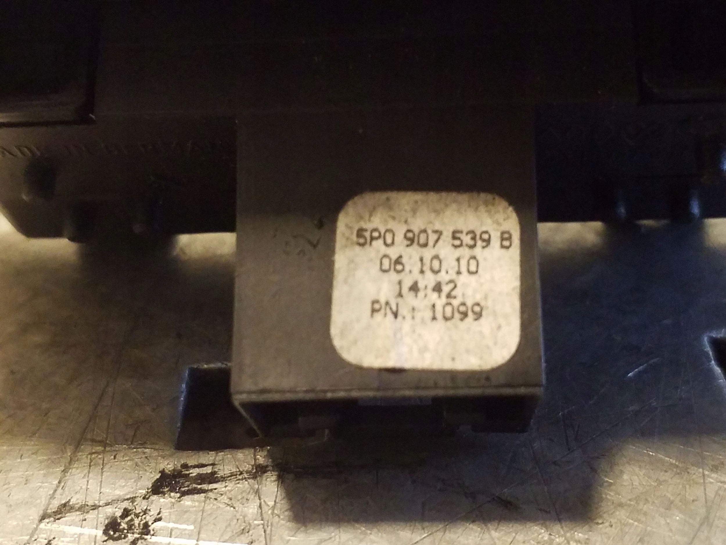 SEAT Altea XL 06-14 auringonvalotunnistin 5P0907539B