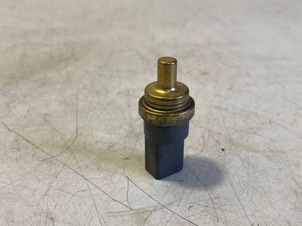 Capteur température liquide refroidissement VW Passat B6 06A919501A image 2