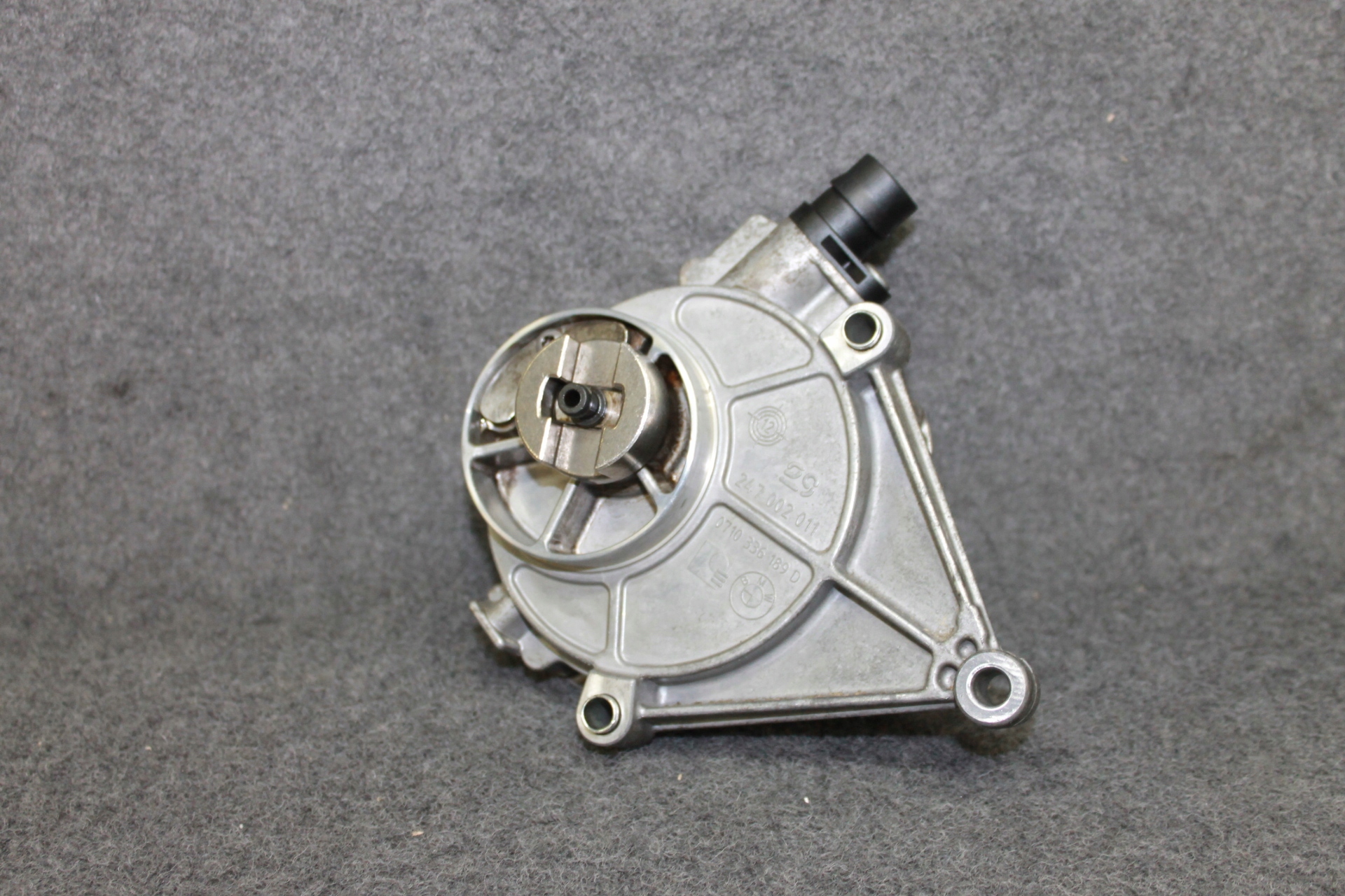 Pompe à vide BMW F20 F30 N20 N26 7622380