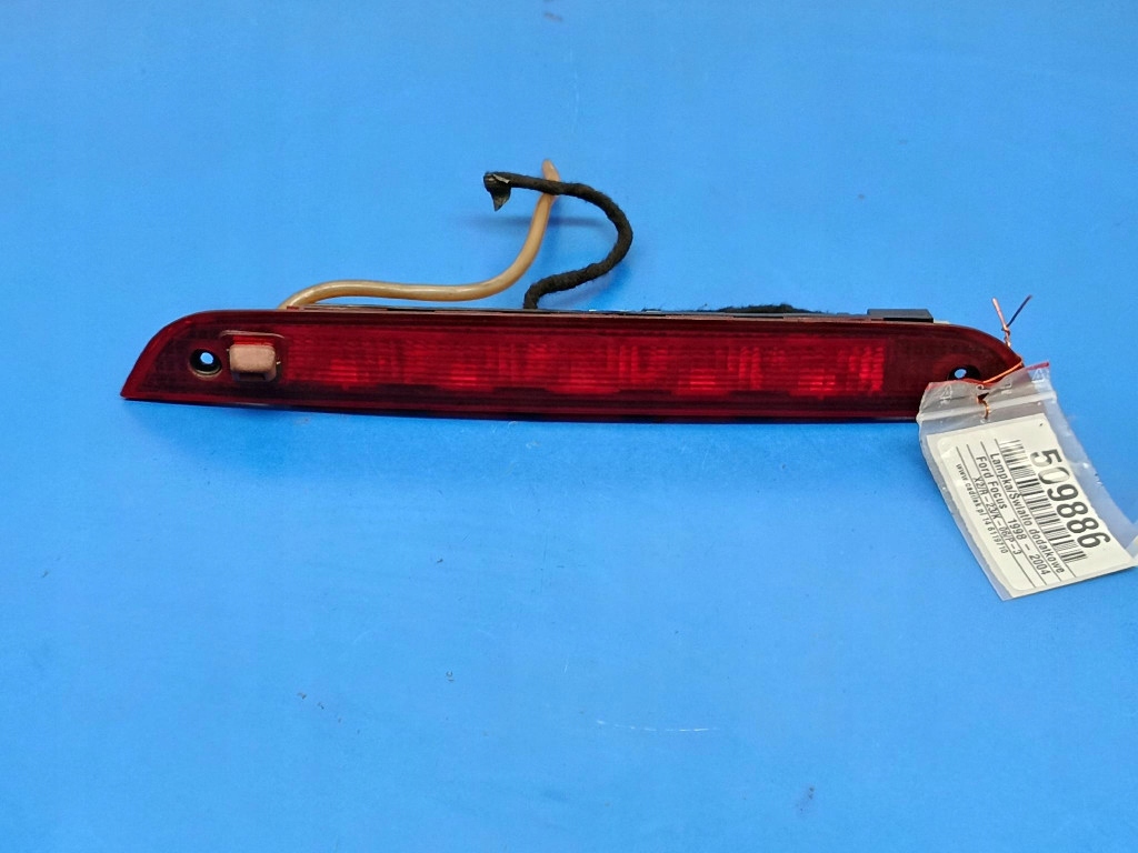FORD FOCUS MK1 HB ADDITIONAL LIGHT THIRD STOP XS4X-13A613-AB image 2