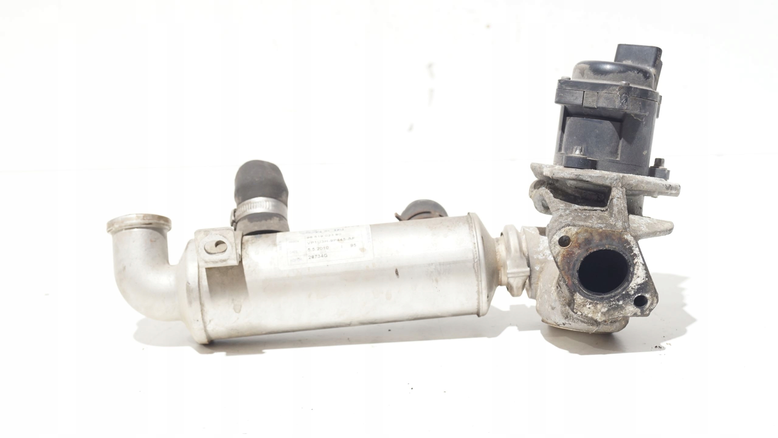 EGR-venttiili ja pakokaasujäähdytin Citroen Peugeot 1.4 HDI