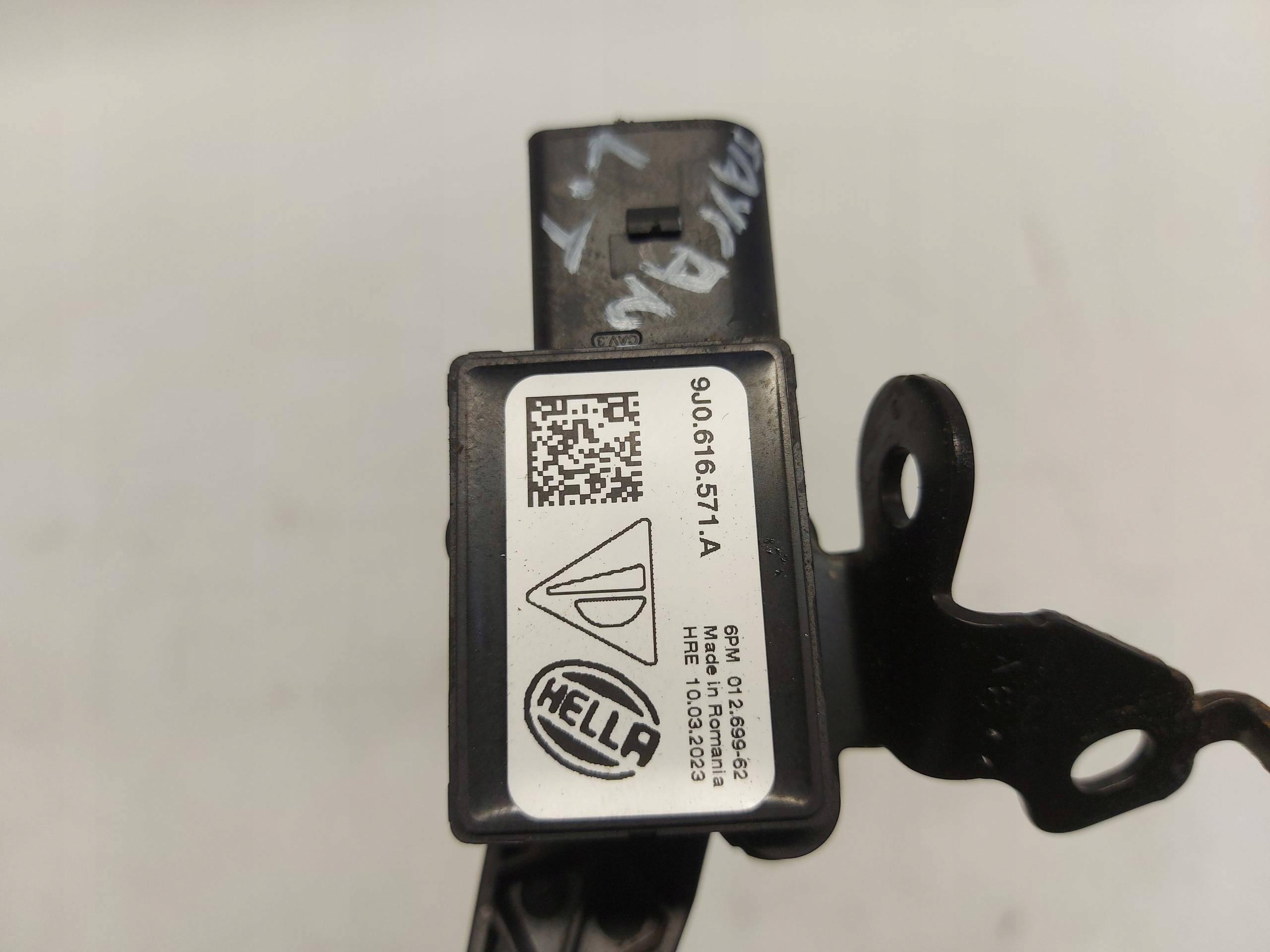 Porsche Taycan Cross Turismo Niveauregulierung Sensor links hinten 9j0616571a image 3