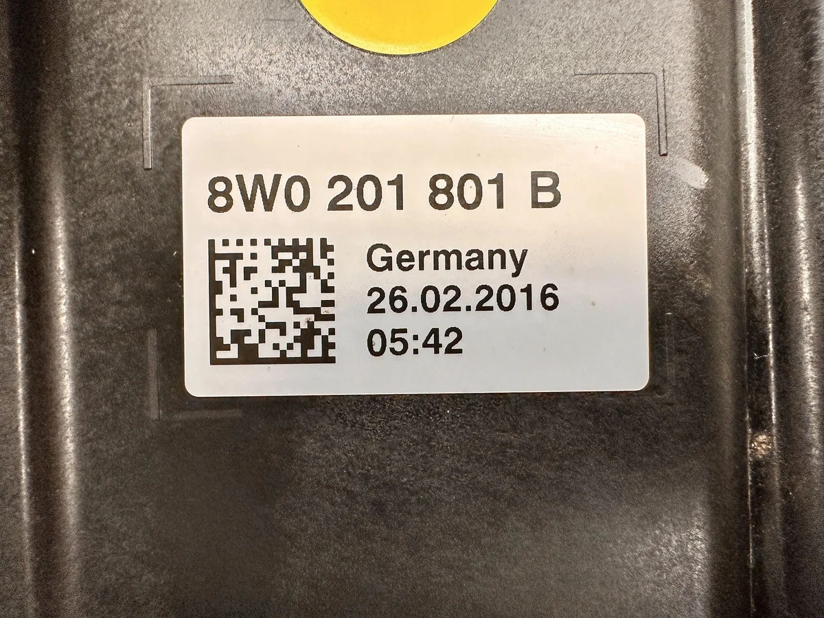 Audi A4 B9 8W 2.0 TFSI Aktivkohlebehälter image 6