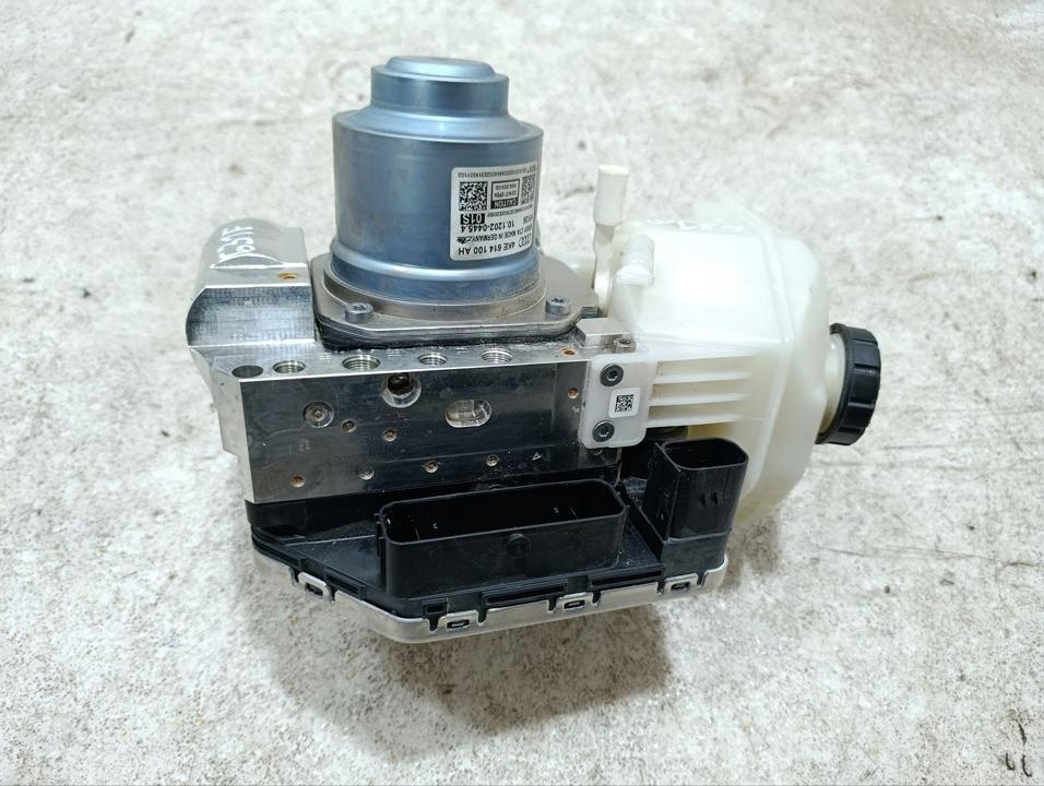 Pompe à frein Audi Q8 e-tron 4KE909059AH image 6