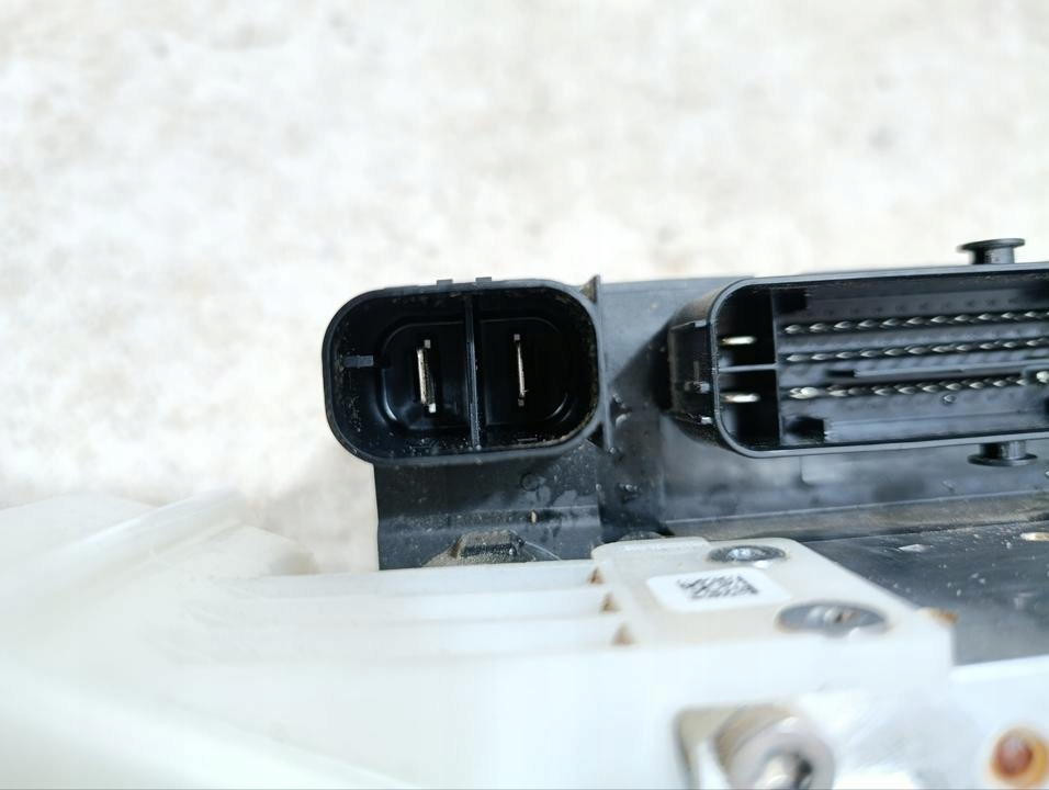 Pompe à frein Audi Q8 e-tron 4KE909059AH image 8