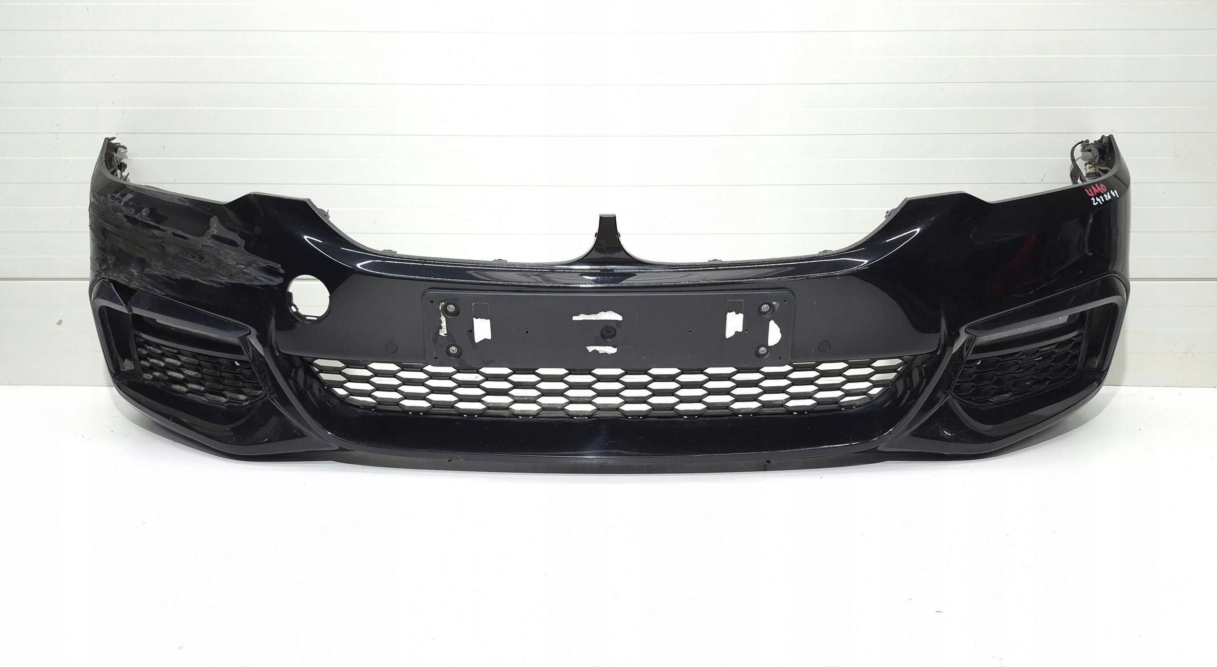 Puskuri eteen BMW 5 G30 G31 M-Paketti image 2