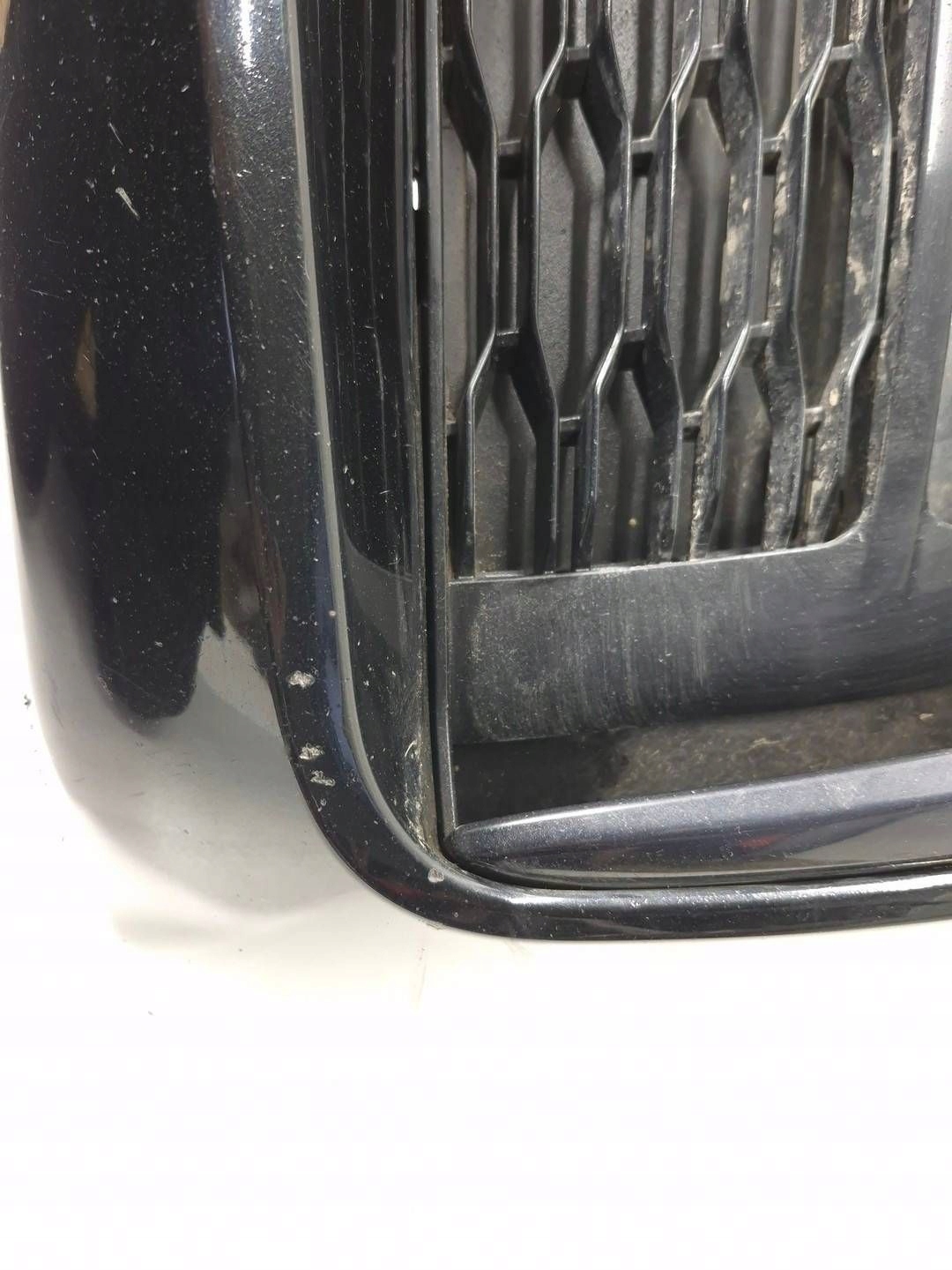 Puskuri eteen BMW 5 G30 G31 M-Paketti image 9
