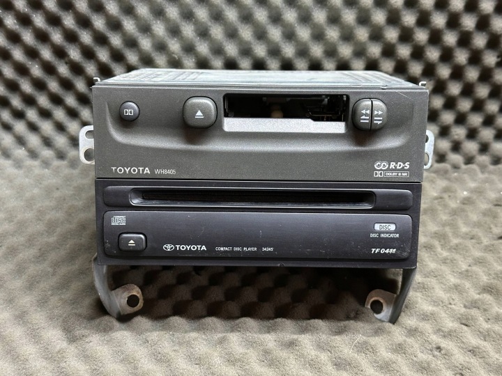 0860100893VAR Multimediaradio Toyota Previa