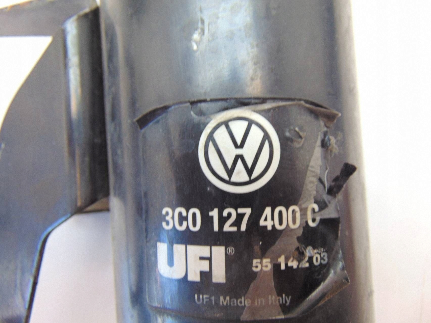 Bränslefilterhus VW Passat B6 3C0127400C 1.9 TDI image 3