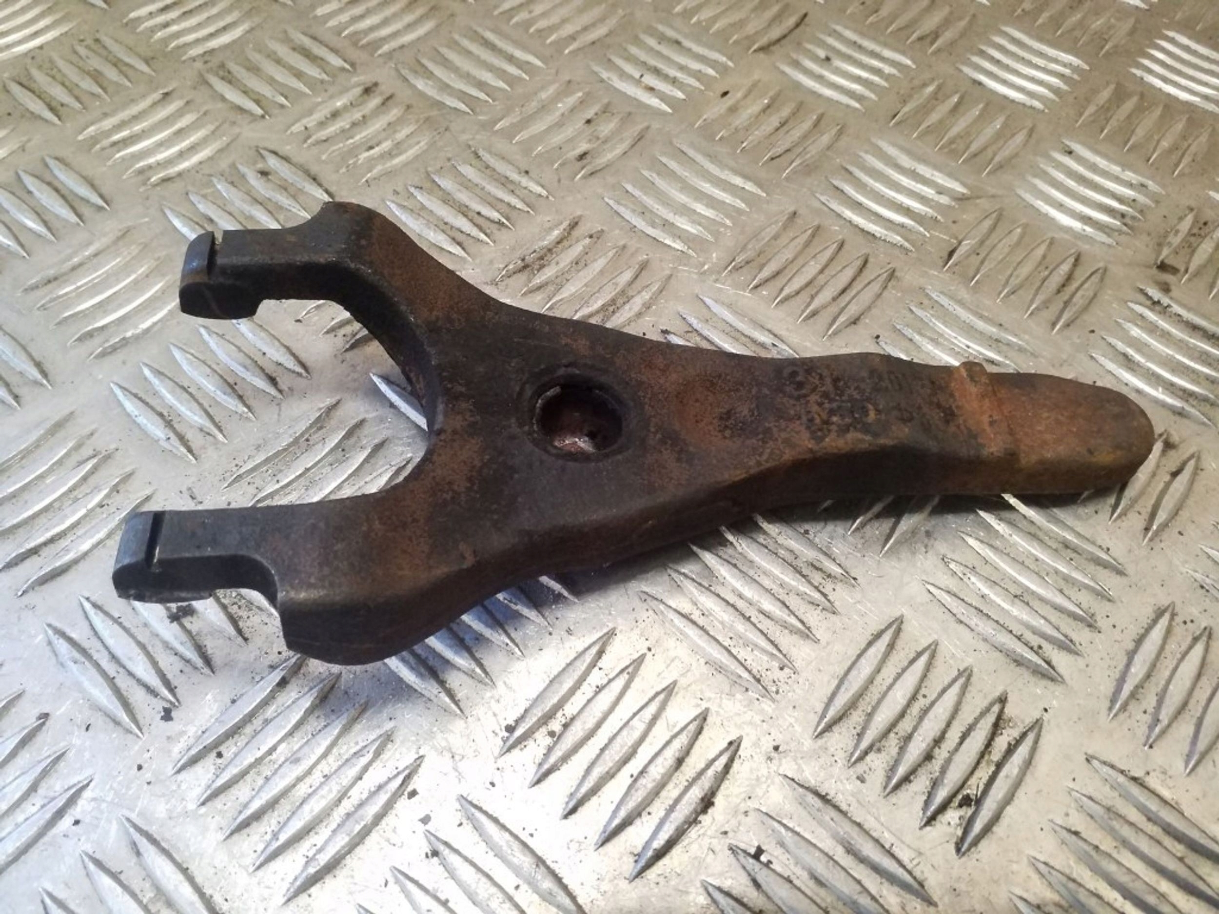 Toyota Avensis Verso Embrayage - OEM VAL30838 image 2