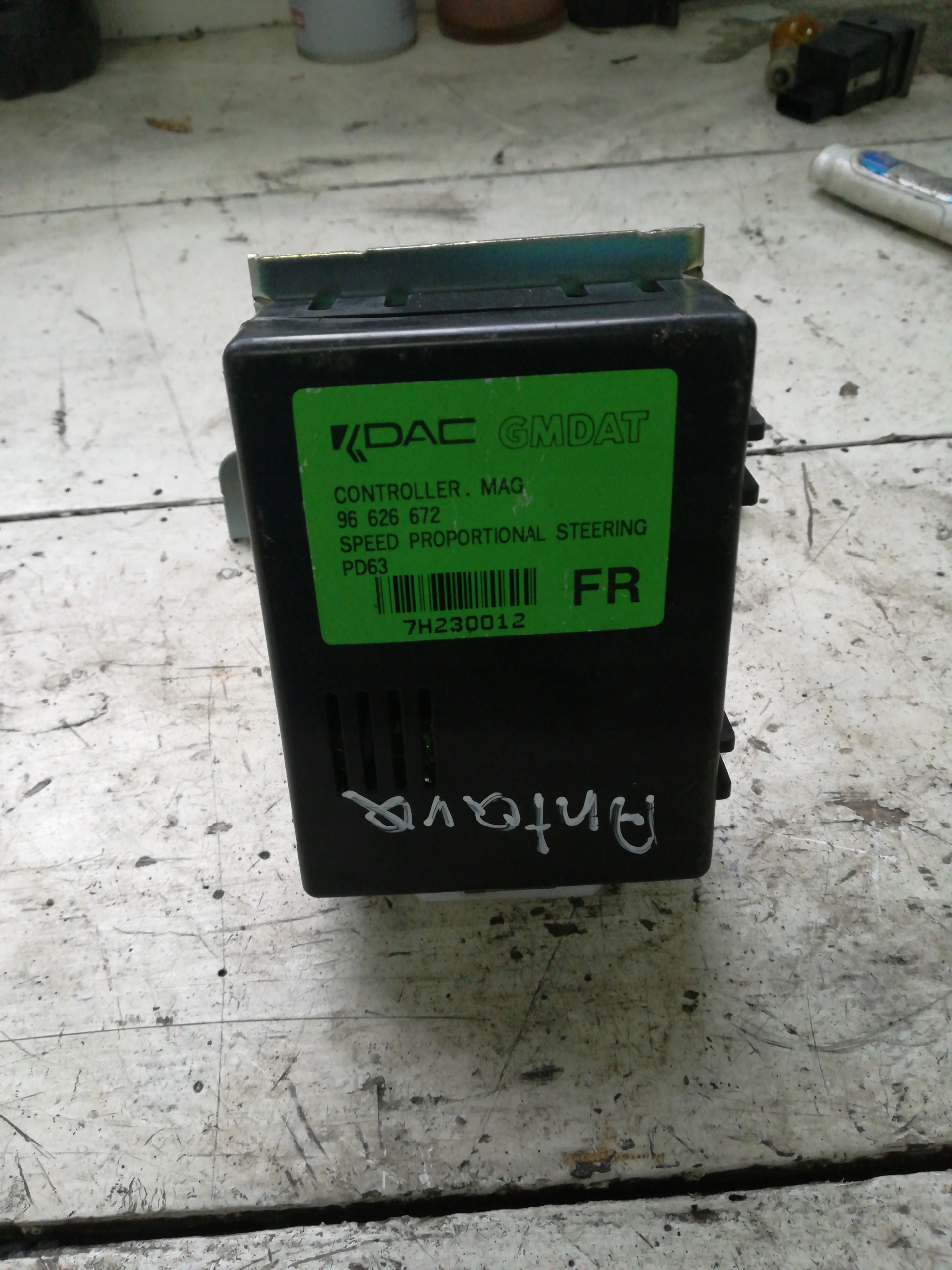 Chevrolet Captiva autres commandes 96626672 image 2