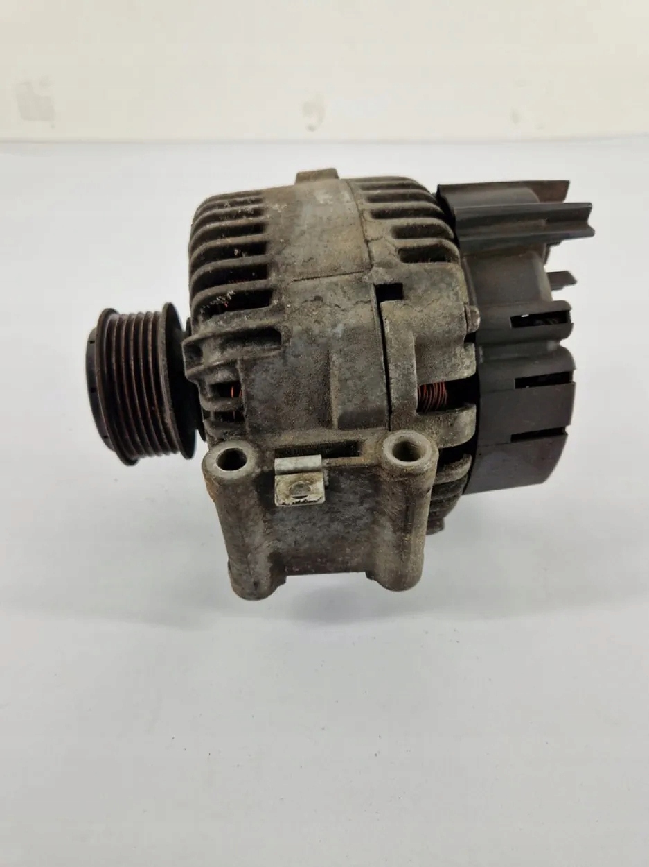Generator AUDI A6 (4F2, C6) 06E903016K 3.2L diesel 132kW 2006 image 2
