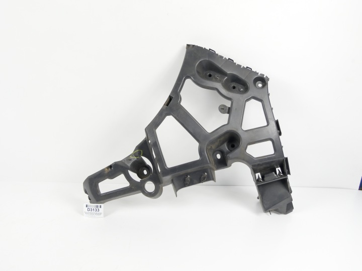 850450006R Puskurin kiinnitys taka vasen Renault Megane III hatchback