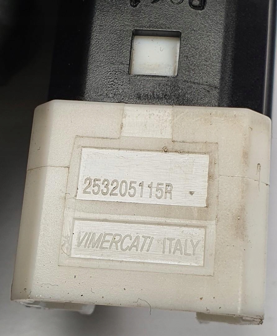 Renault 253205115R - Usado image 3