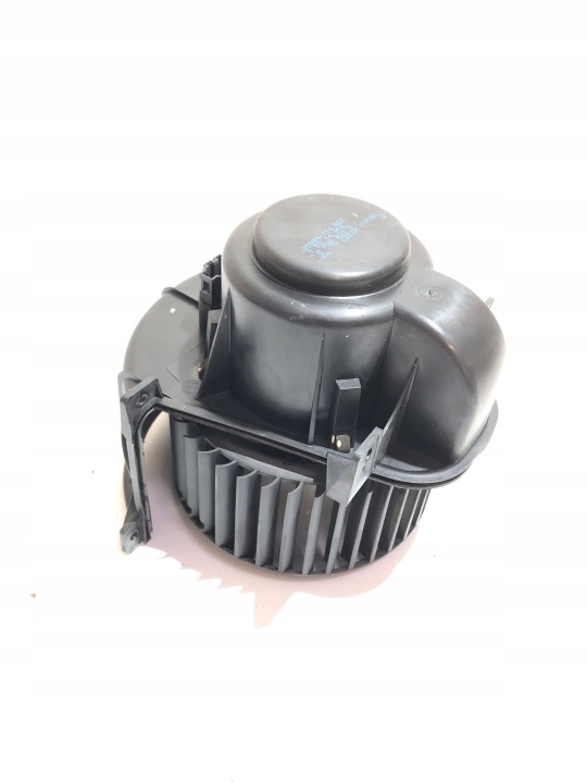2005 Porsche Cayenne (9PA) Blower motor 7l0820021s
