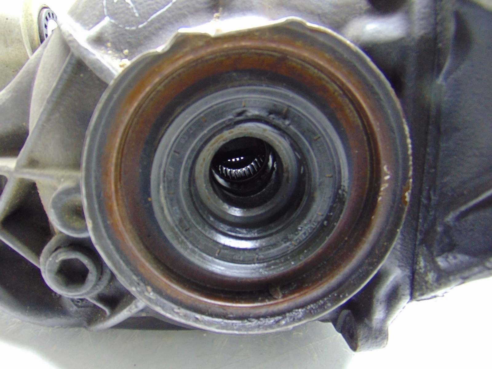 Bakre differential MERCEDES-BENZ E (W212) 2123503001 image 3