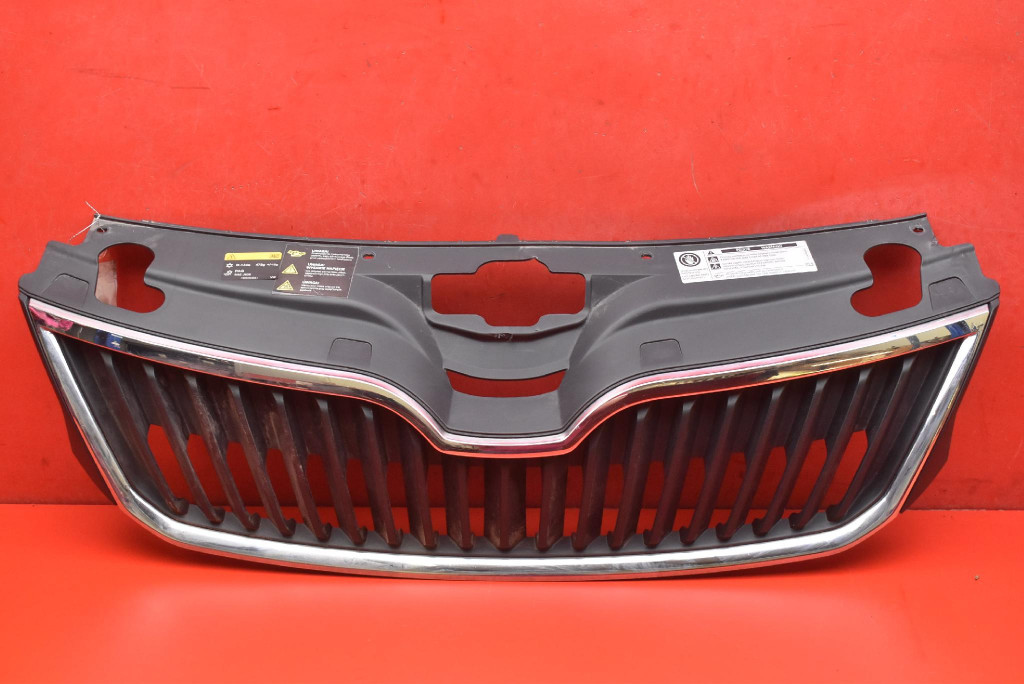 Grelha Skoda Rapid 1 Usada 5JA853668