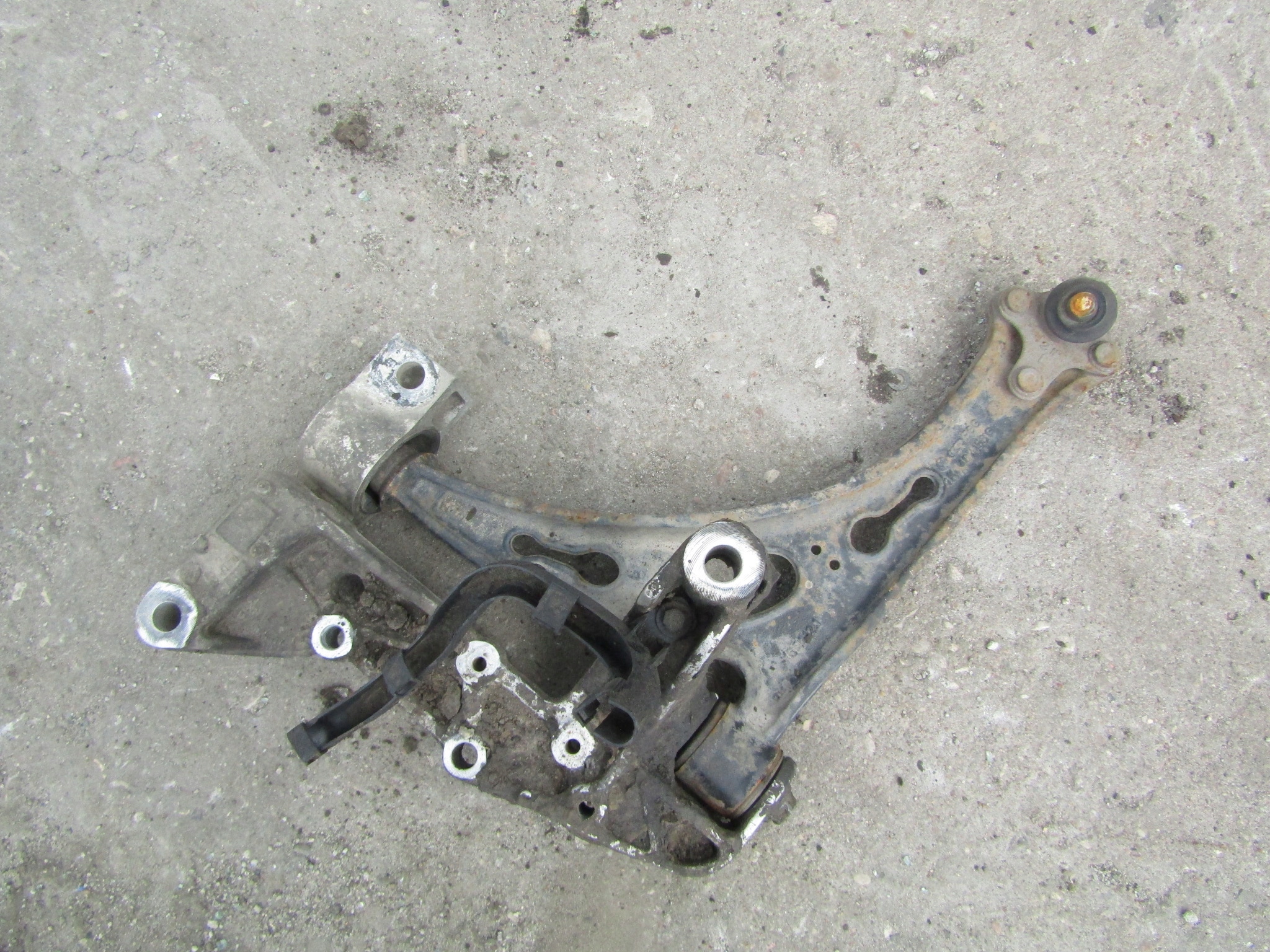 Support de bras de suspension VW Touran I 1T image 3