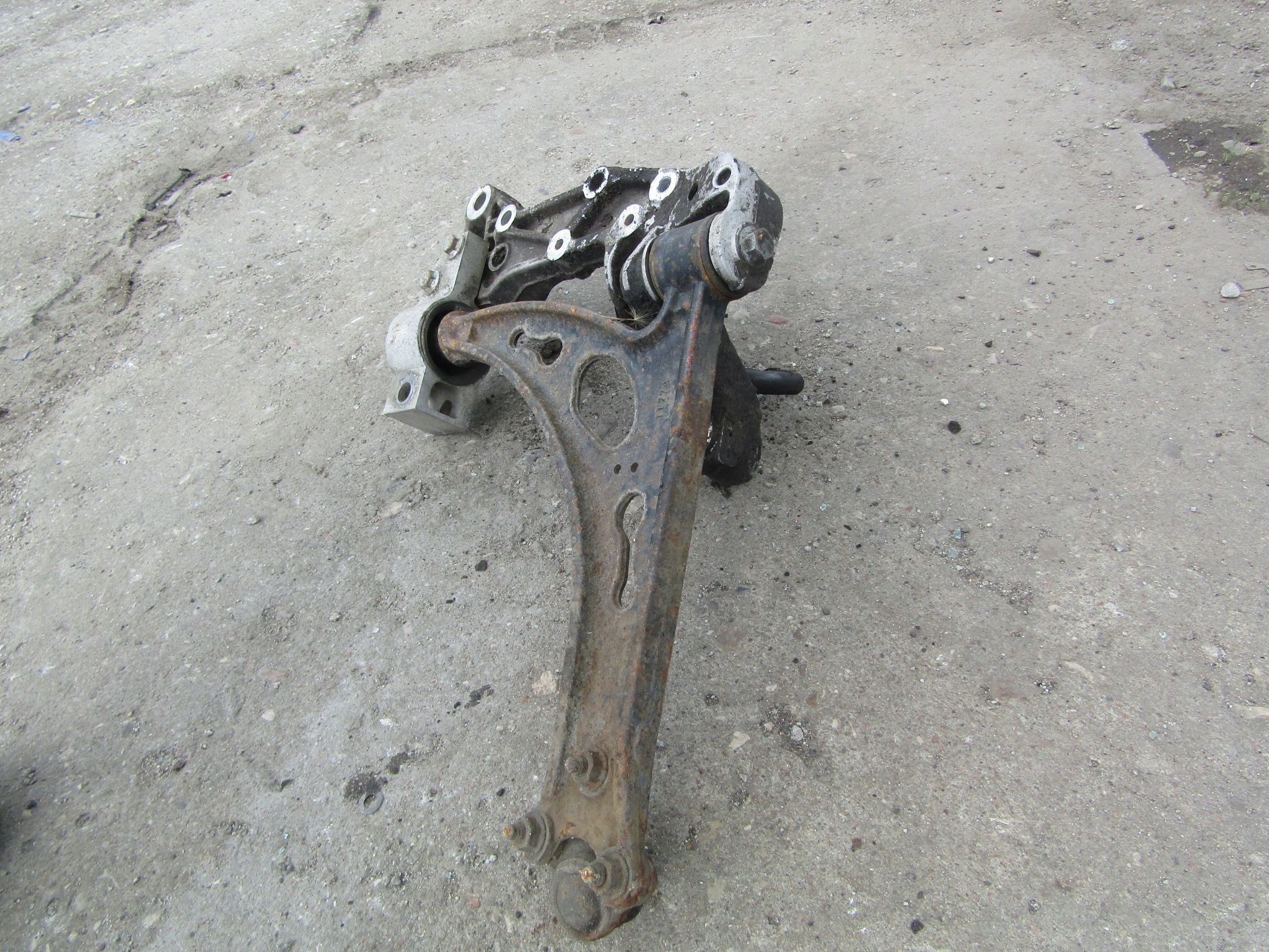 Support de bras de suspension VW Touran I 1T image 4
