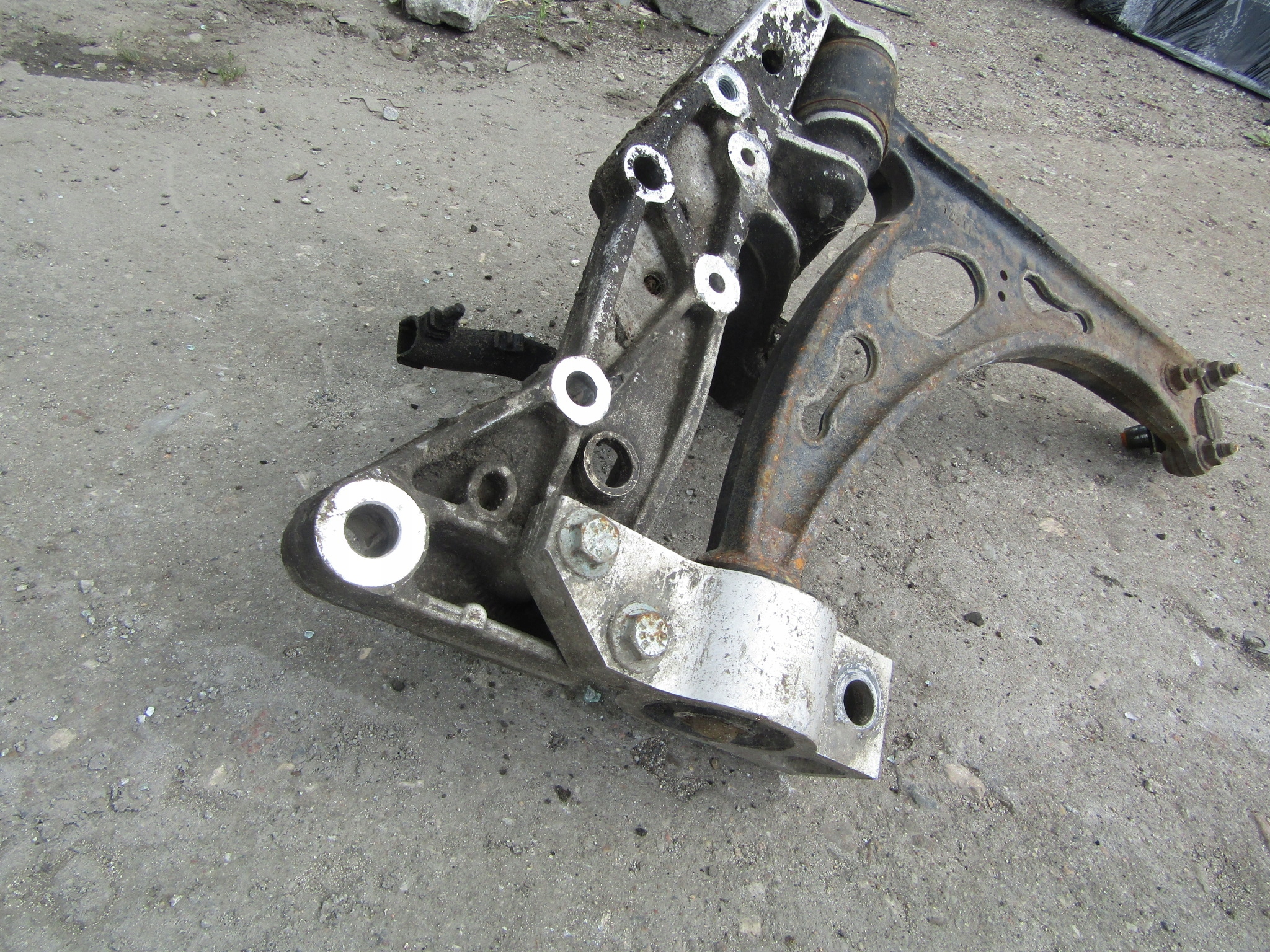 Support de bras de suspension VW Touran I 1T image 5