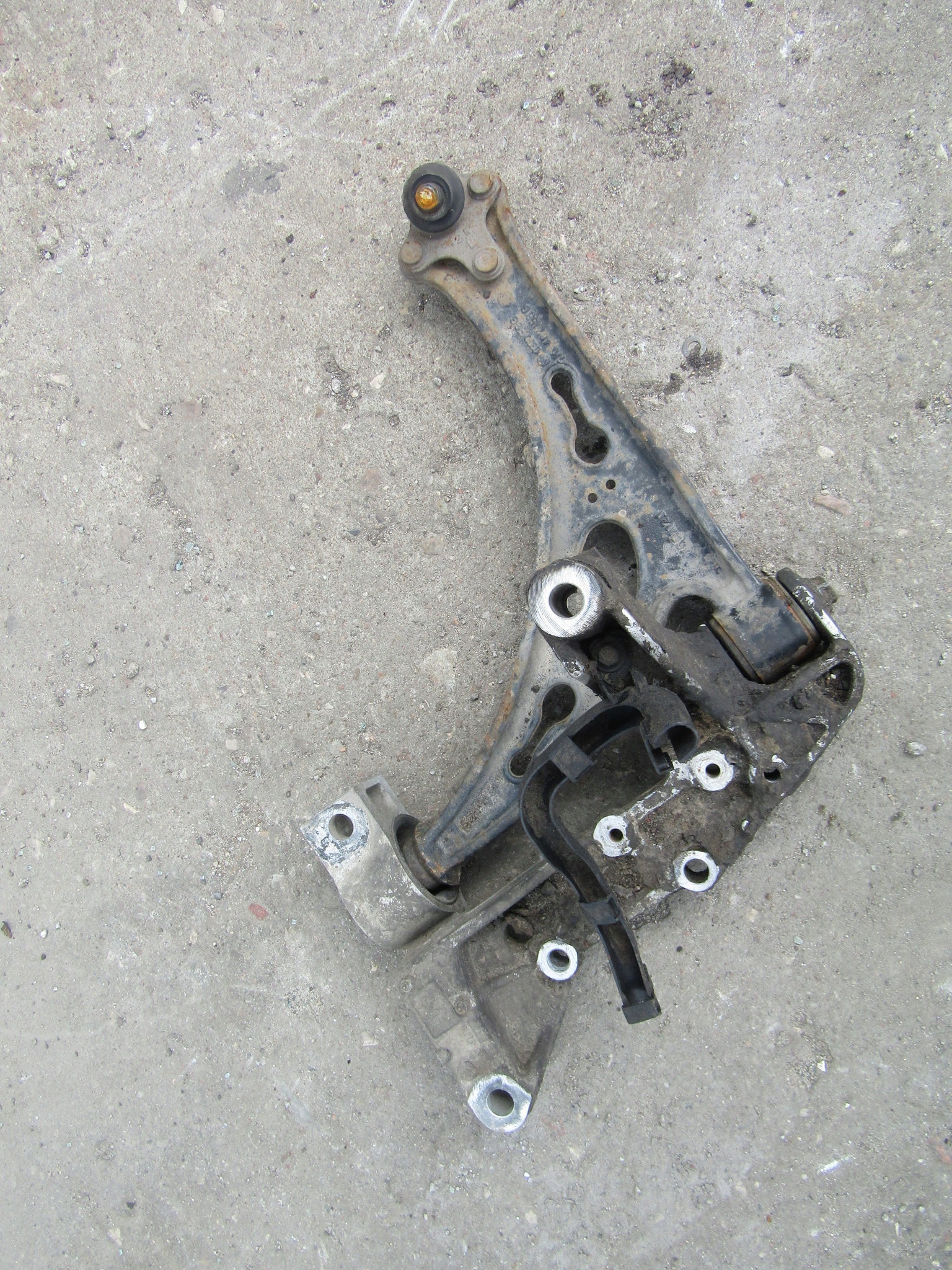 Support de bras de suspension VW Touran I 1T image 6