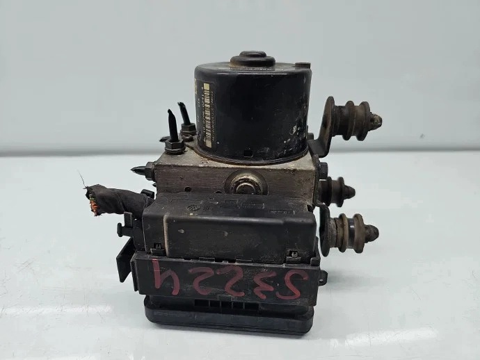 ABS Pumppu VW Golf V 1K0614517AF