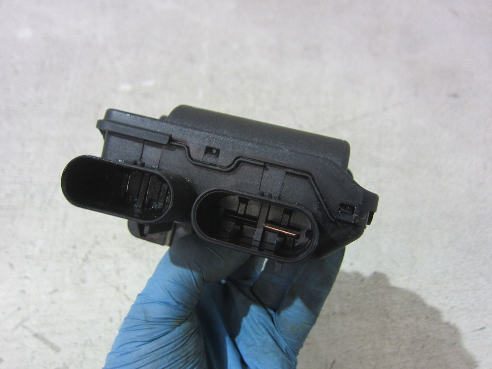 BMW X5 F15 F85 F16 Frontstromverteiler B+ vorne 9285503 61149285503 image 5