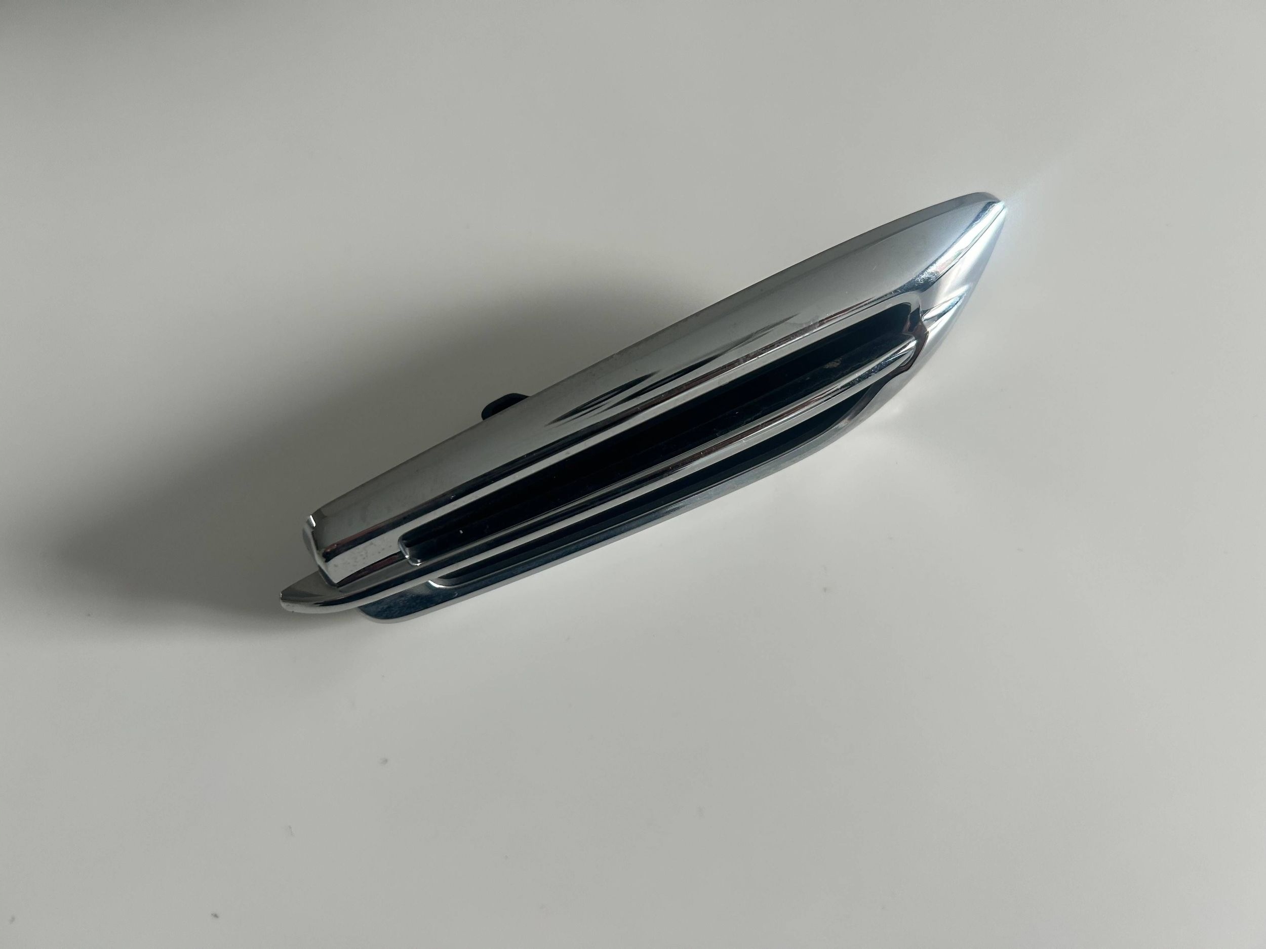 MITSUBISHI ASX I 2010-2016 STÖDFÅNGARLISTA HÖGER FRAM OE image 2