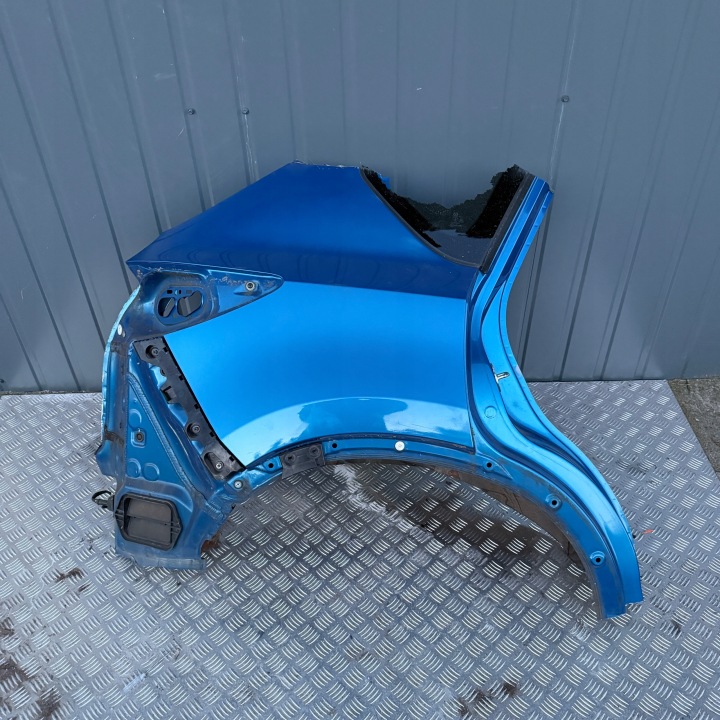 Takalokasuoja oikea Mazda CX-5 2015 Väri 42M