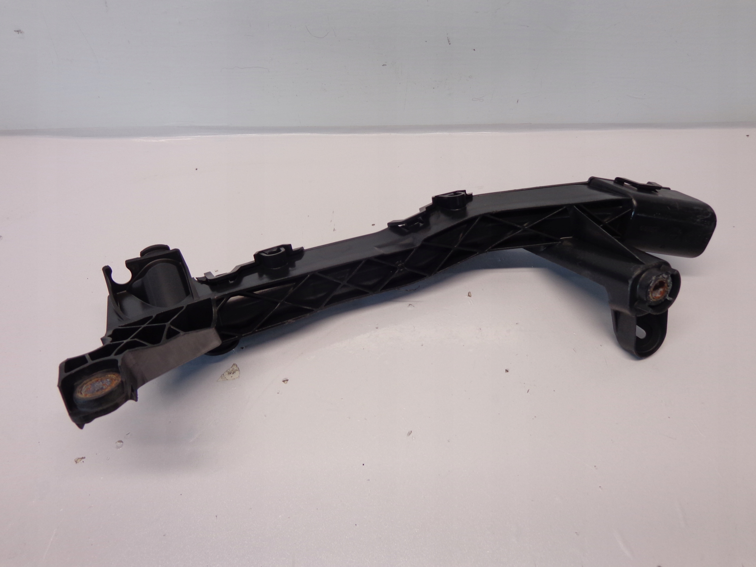 Renault Trafic Vivaro II 2.0 DCI Support Faisceau 8200524831 image 4