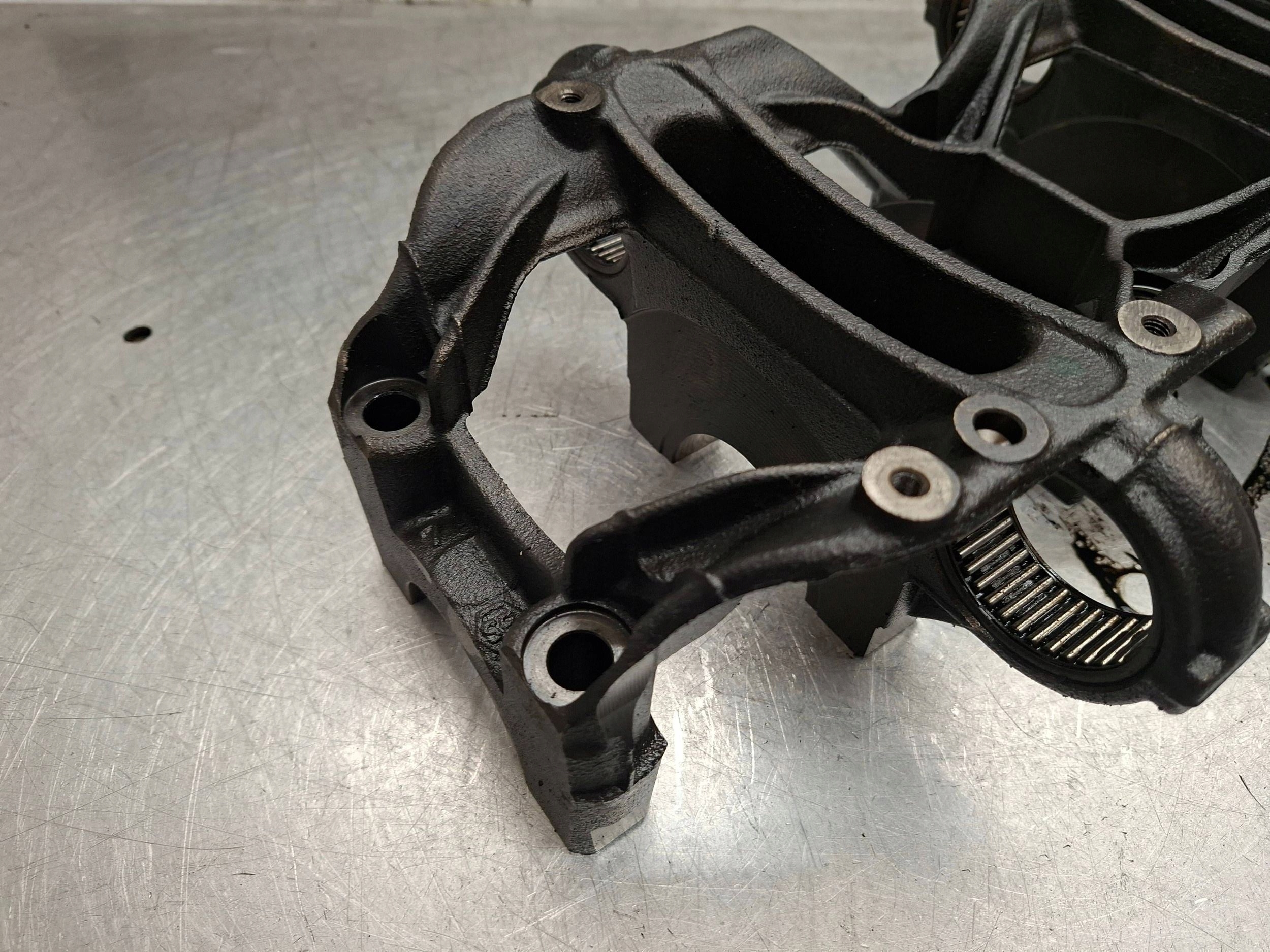 Support de vilebrequin A6510130336 Mercedes-Benz Sprinter W906 image 6
