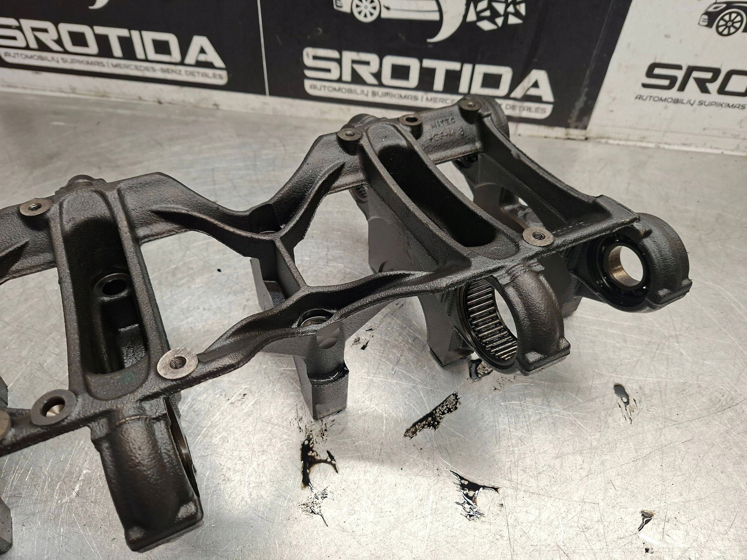 Support de vilebrequin A6510130336 Mercedes-Benz Sprinter W906 image 7