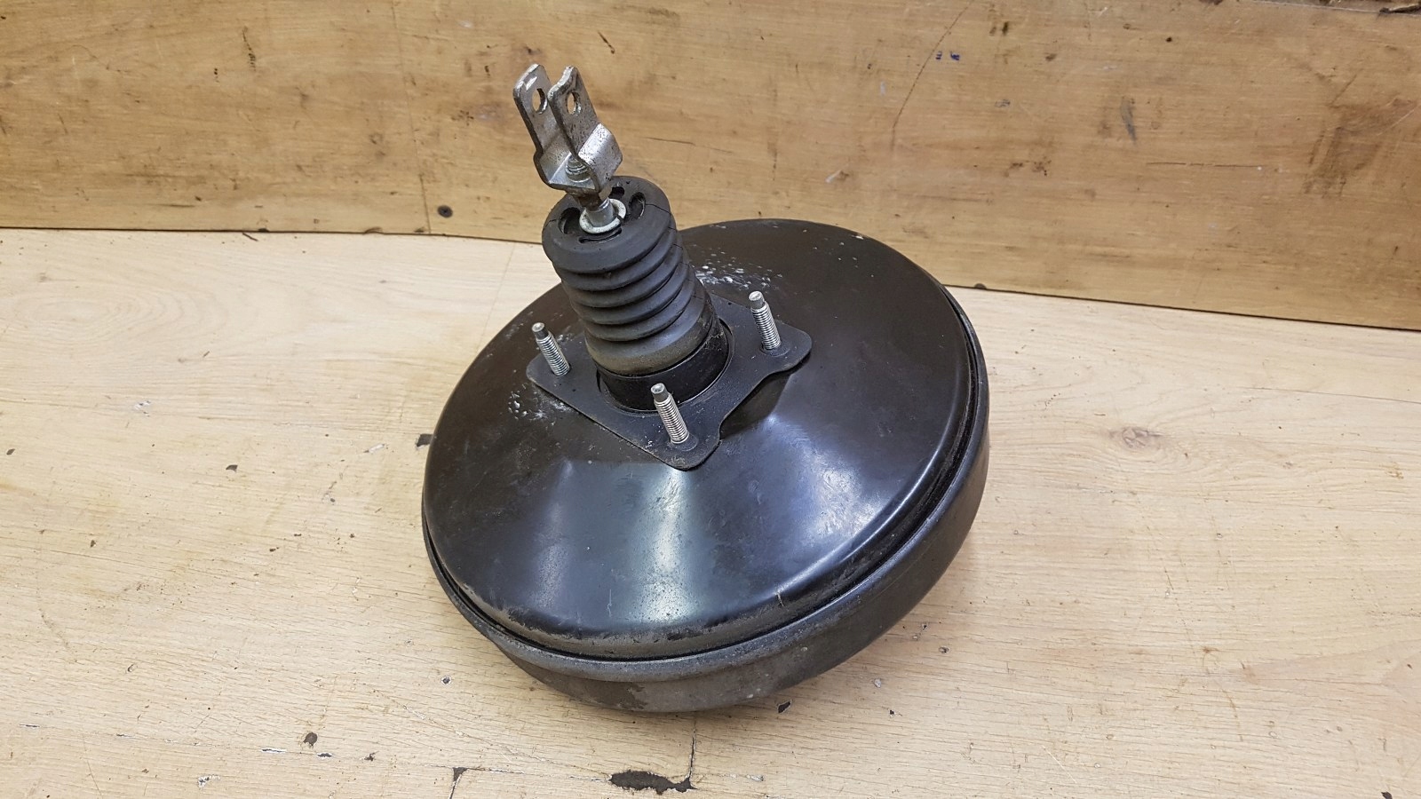 Servo Frein Avant Gauche Toyota Verso 1.6 D4D