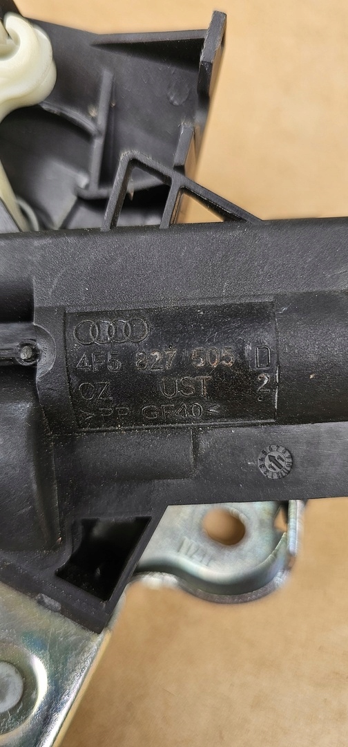 Cerradura de Maletero Audi A4 B7 A6 C6 Passat B6 4F5827505D image 4