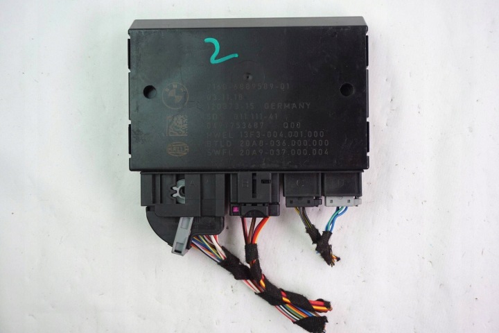 BMW F10 F30 vetokoukun moduuli 6889589