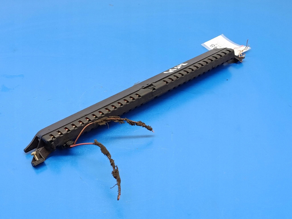 SEAT ALHAMBRA LIFT LIGHT ADDITIONAL THIRD STOP 1J6945097C