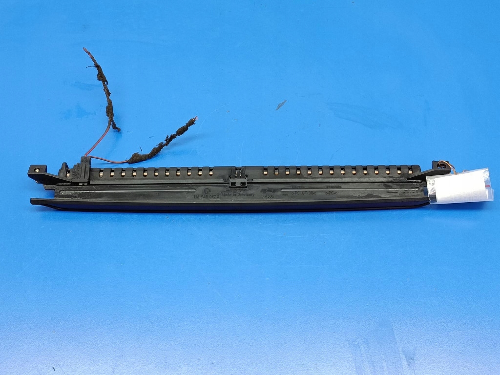 SEAT ALHAMBRA LIFT LIGHT ADDITIONAL THIRD STOP 1J6945097C image 3