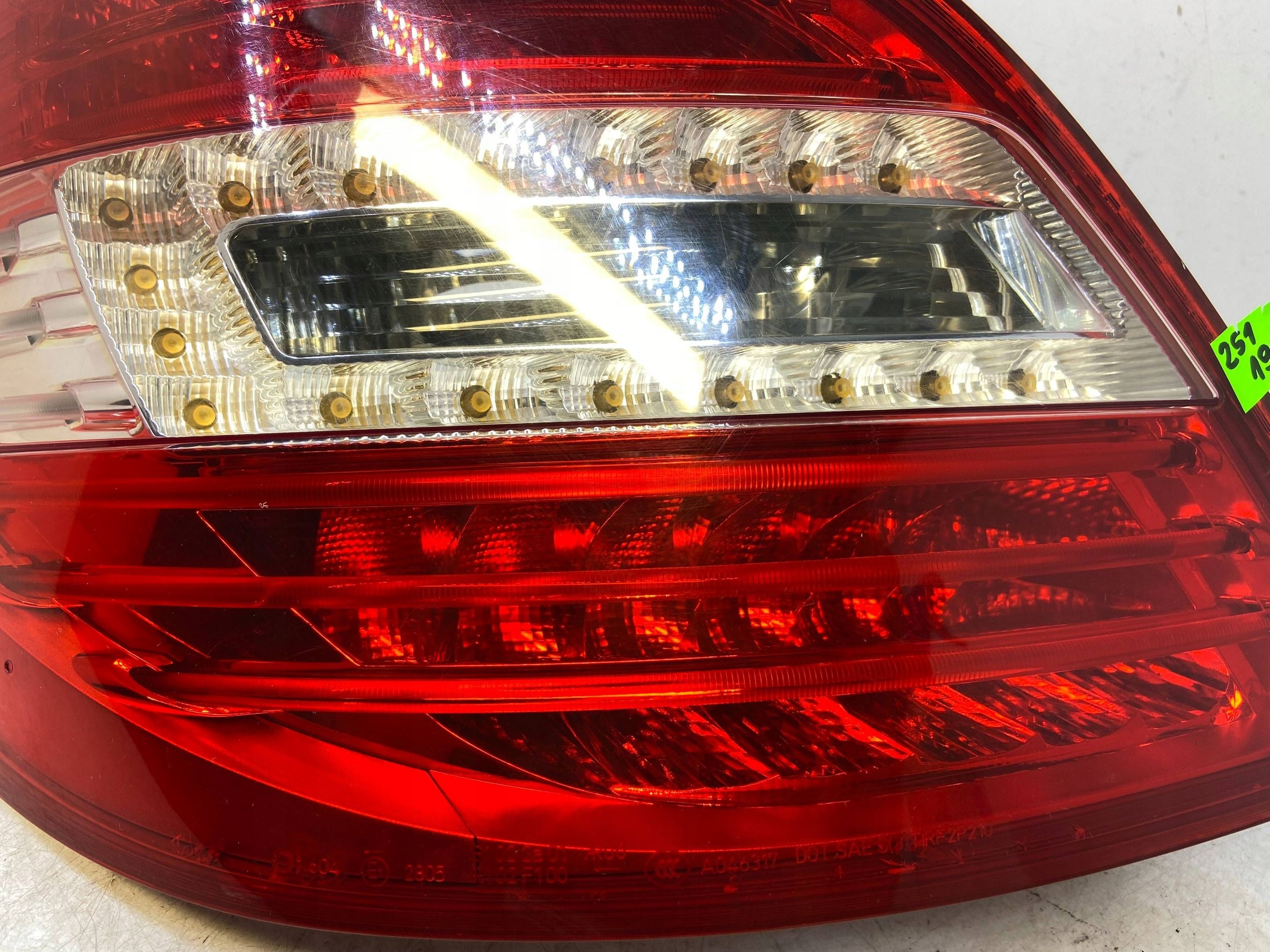 MERCEDES R W251 R251 Lanterna Traseira Esquerda A2518201964 image 4