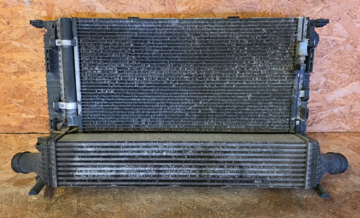 AUDI A4 A5 A6 A7 RADIATORE ACQUA CLIMA INTERCOOLER 3.0