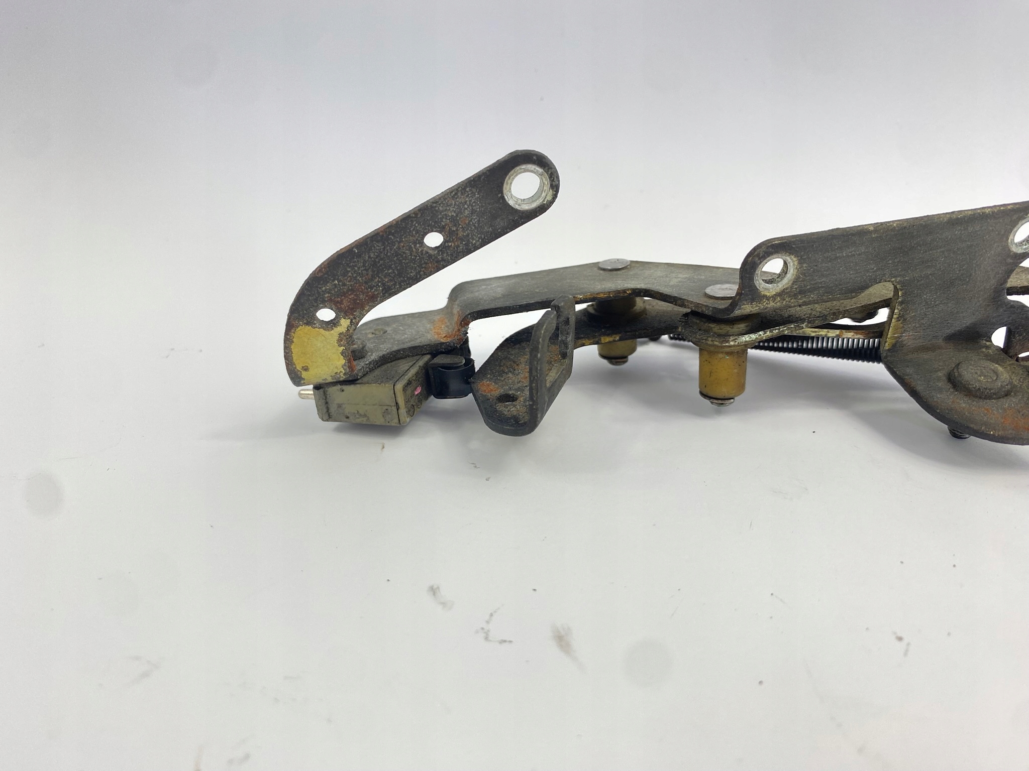 Gasmechanismus Mercedes W124 W201 M102 Gebraucht image 7