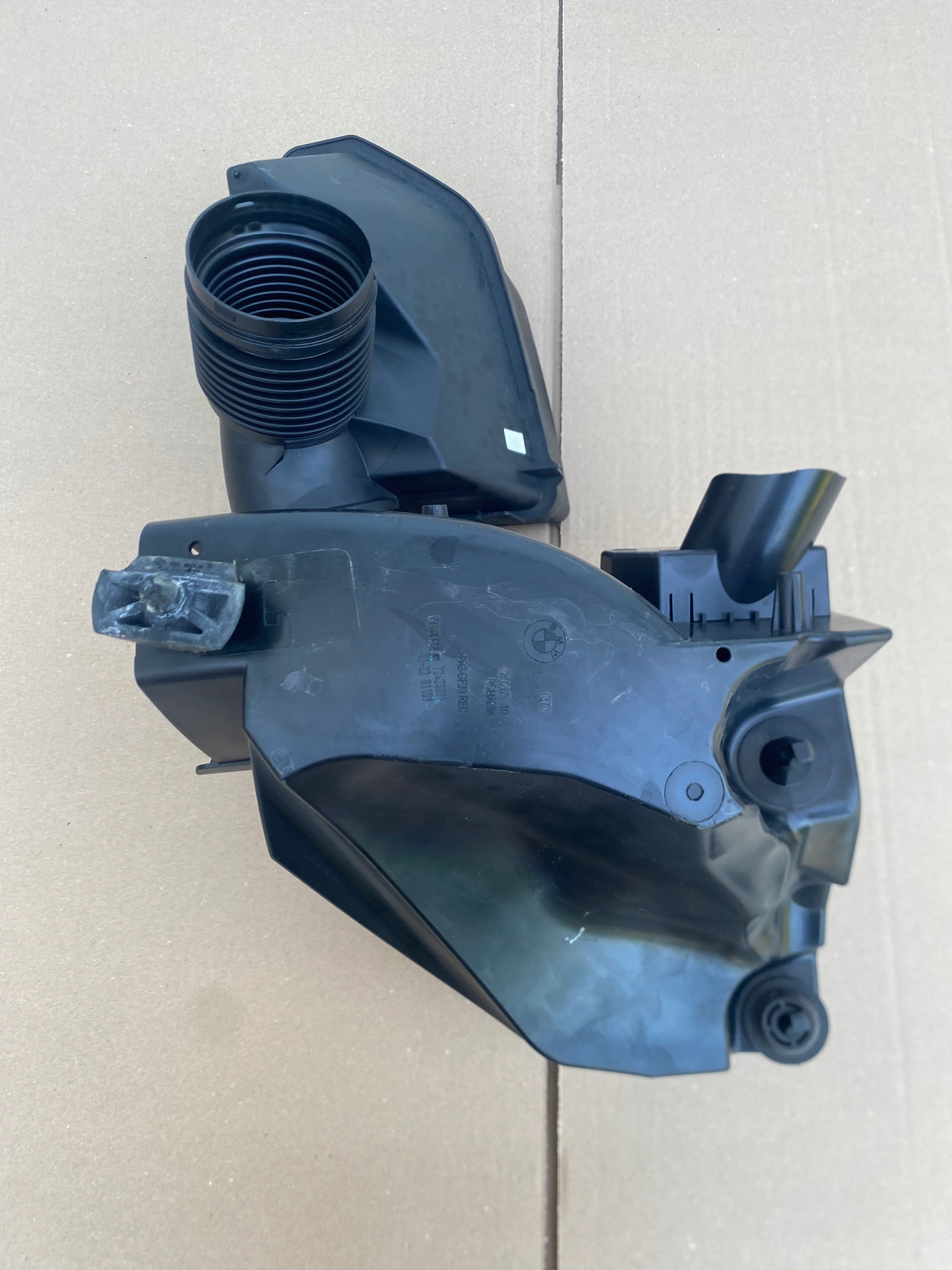 BMW G20 G21 G22 G23 G26 Luftfiltergehäuse Resonator Strömungsmesser