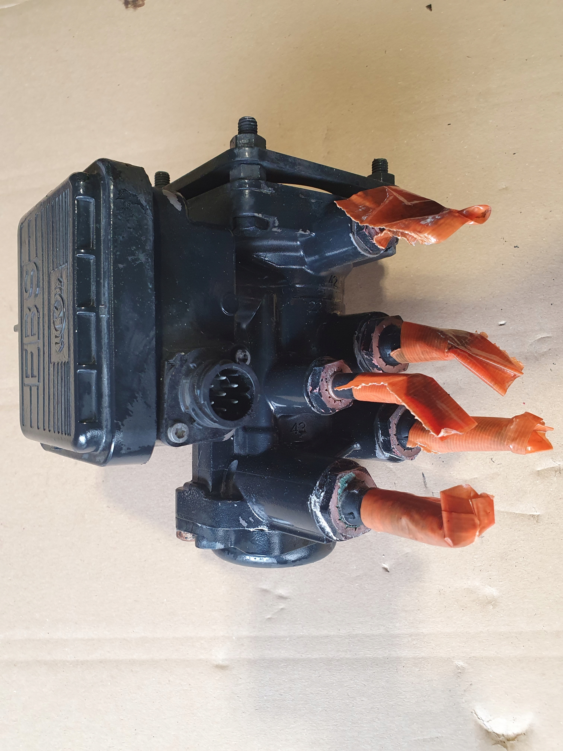 ABS EBS Modulatorventil MAN TGX TGS Euro 6 (81523016213) image 2