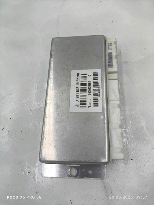 Jousitusmoduuli keskellä Mercedes-Benz ML W164 A2515451932