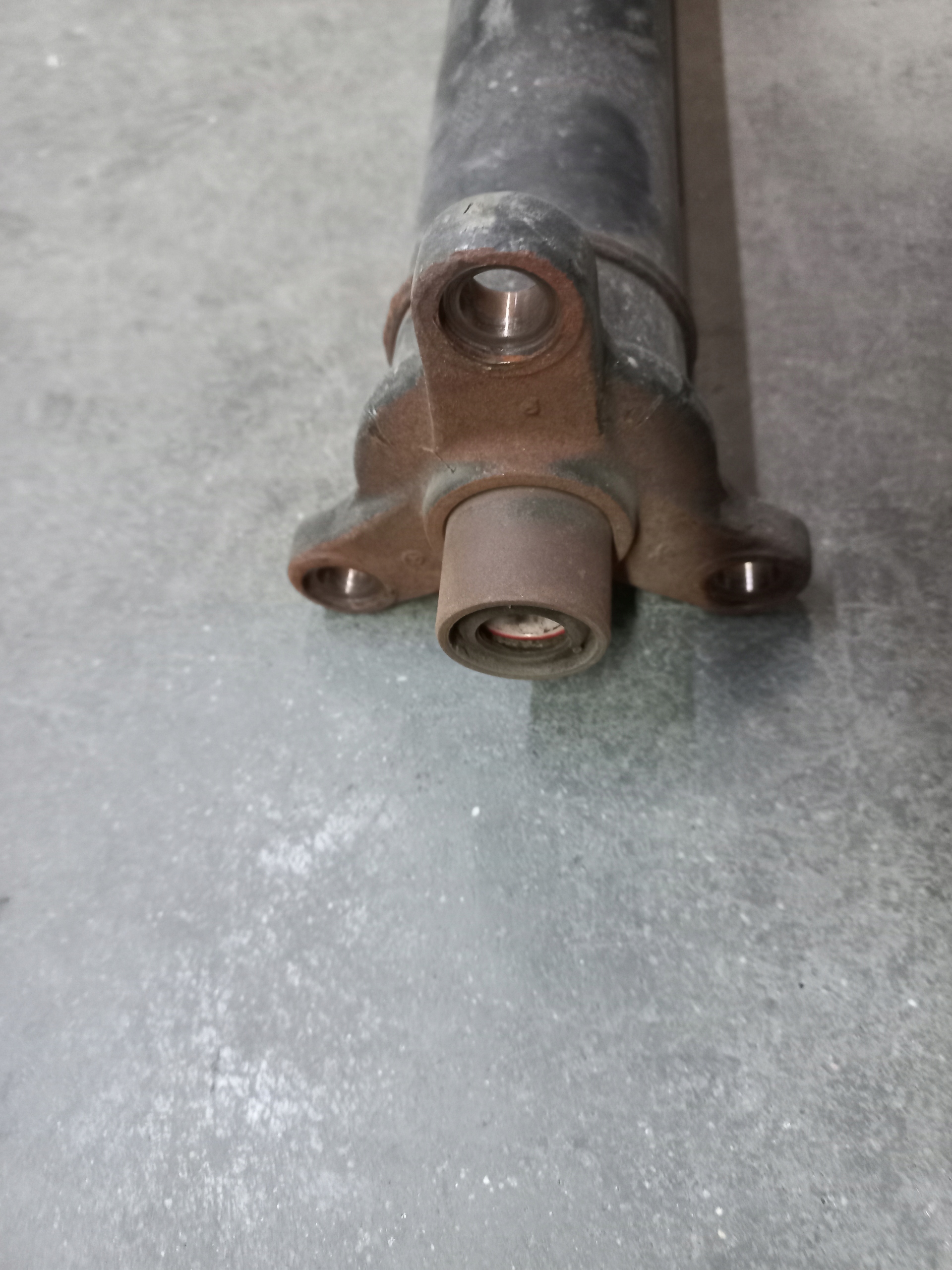 MERCEDES W205 C205 A205 drivaxel A2054106503 image 4