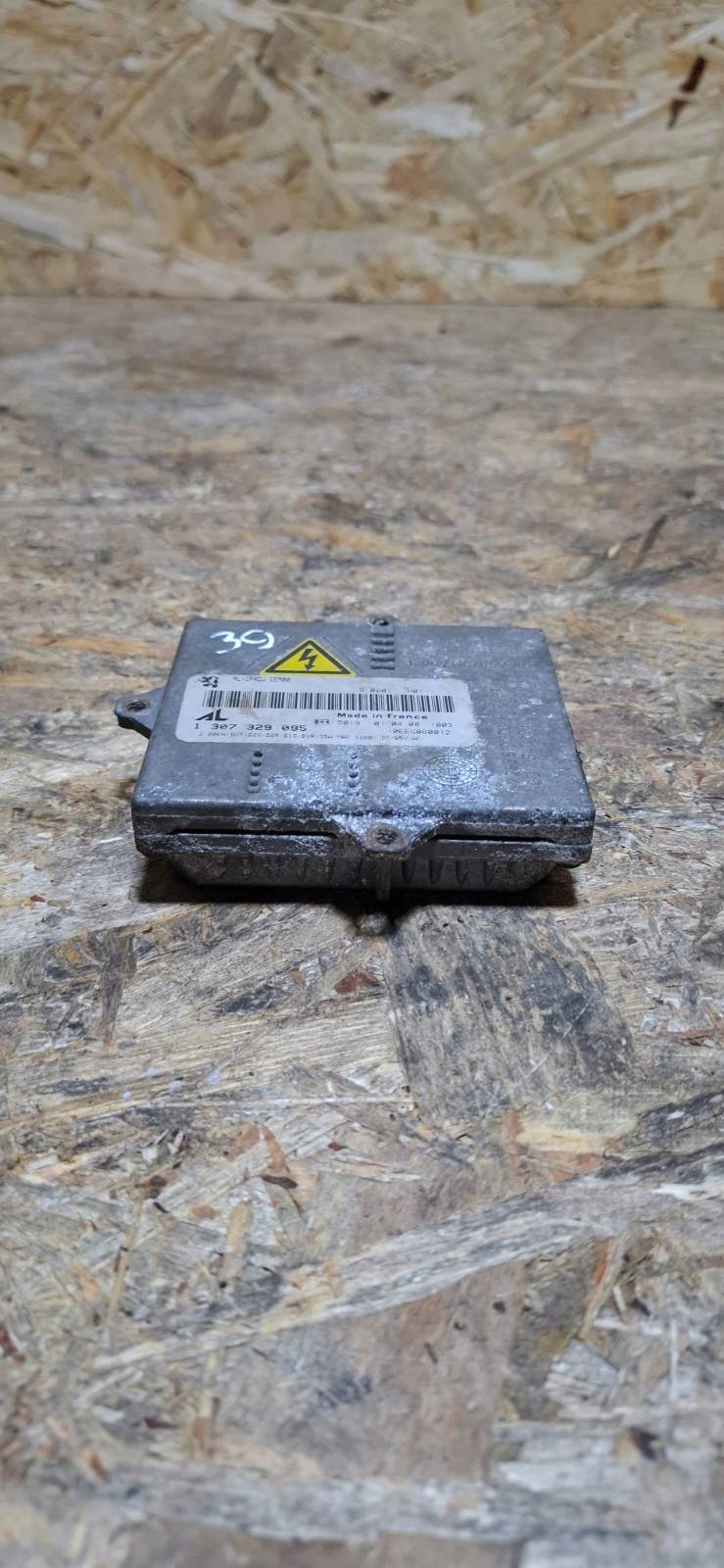 Xenon-sytytin Peugeot 407 1307329095