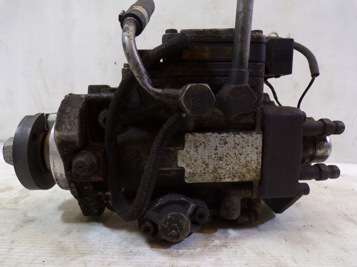 Ruiskutuspumppu OPEL 1.7d BOSCH 0470004003