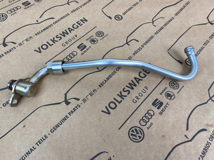 05L145771A Ölleitung VW Skoda Seat Audi 2.0 TDI
