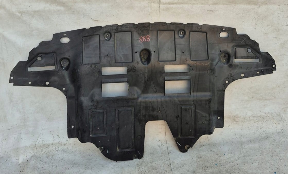 HYUNDAI I20 II 2 14- Engine Under Cover 29110-C8000 image 2
