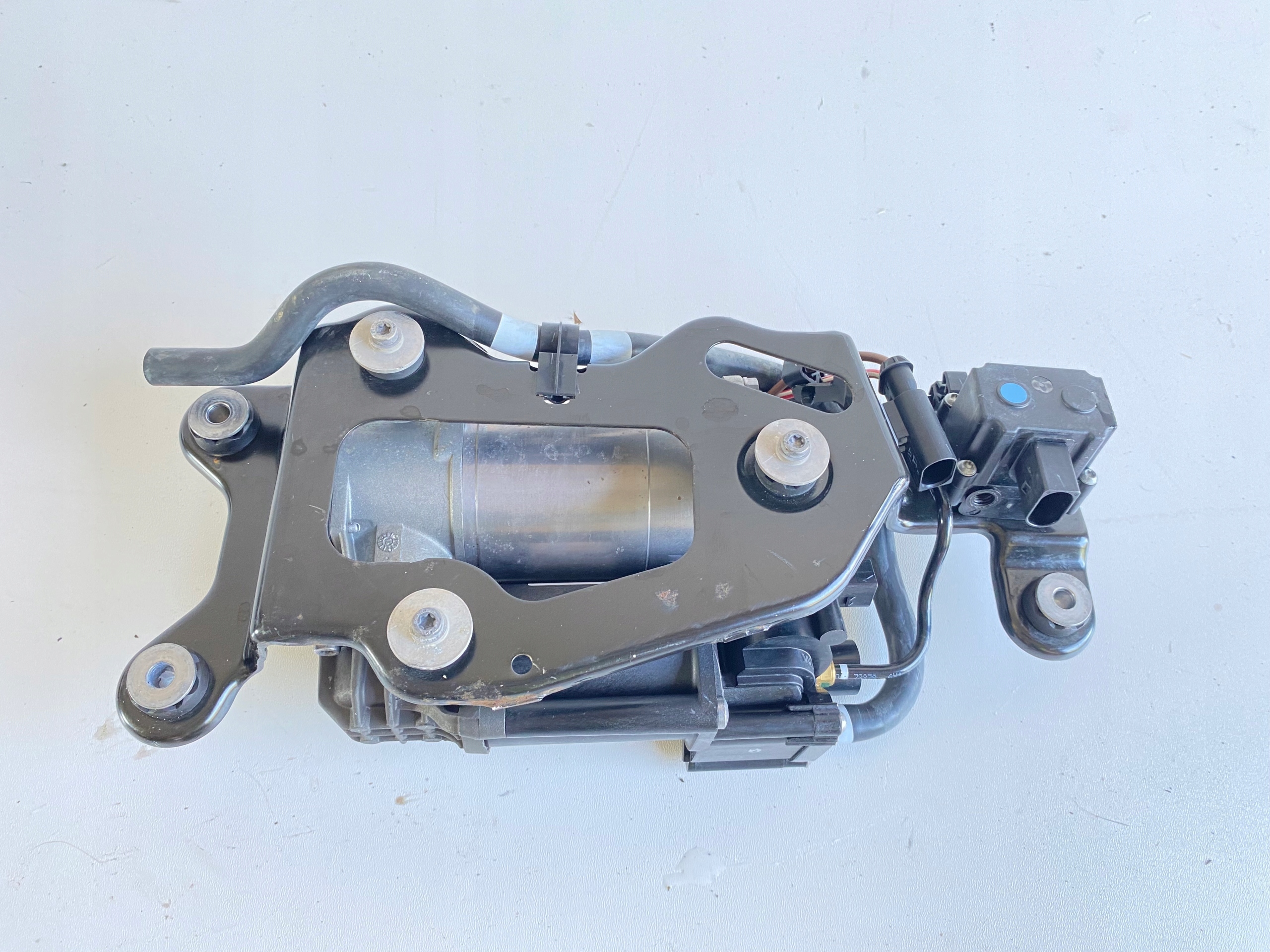 Kompressor Luftfederung BMW F16 X5 F15 F85 F86 image 3