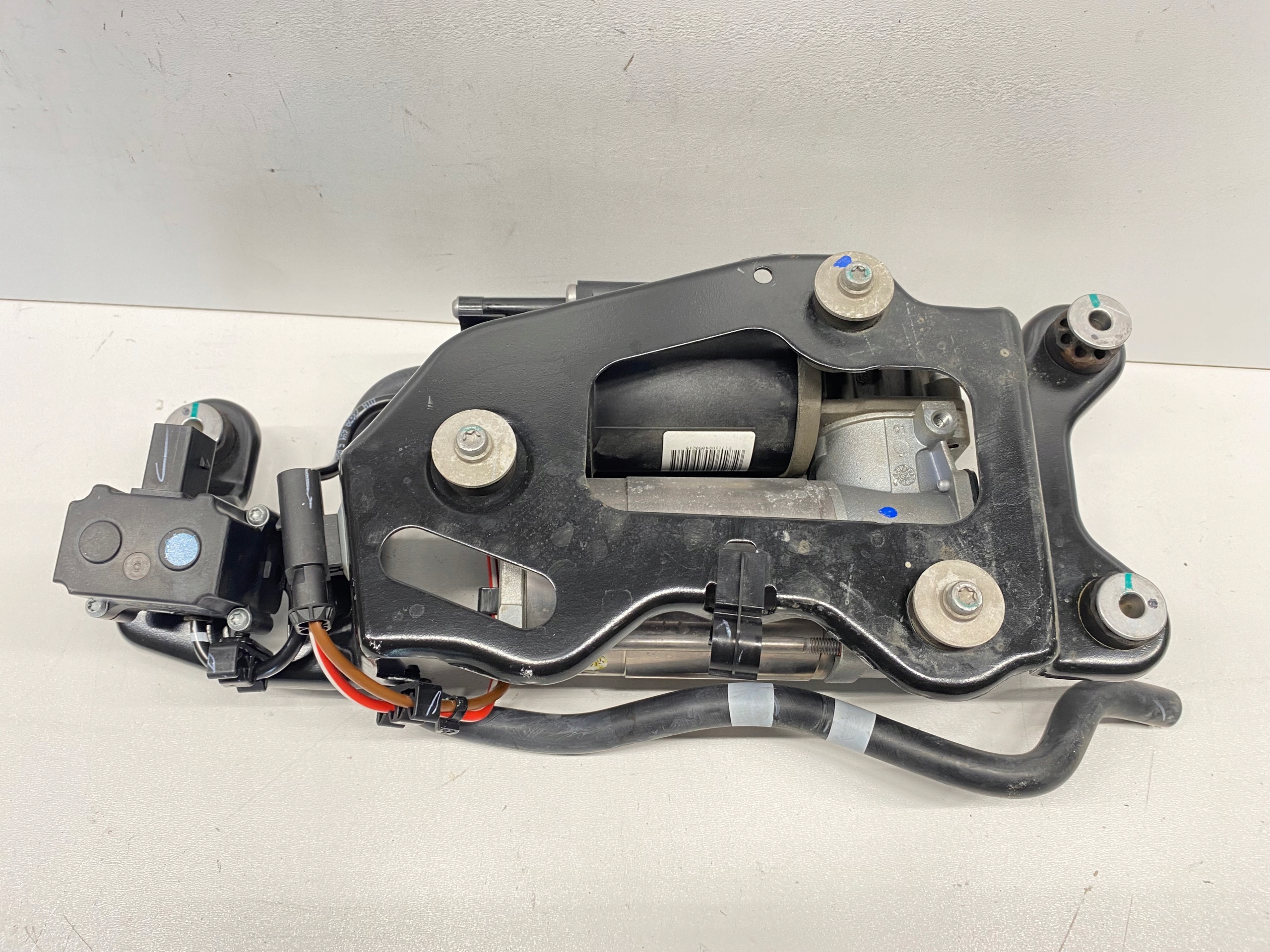 Kompressor Luftfederung BMW F16 X5 F15 F85 F86 image 10